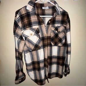 Just Polly Plaid Button-Up Shirt